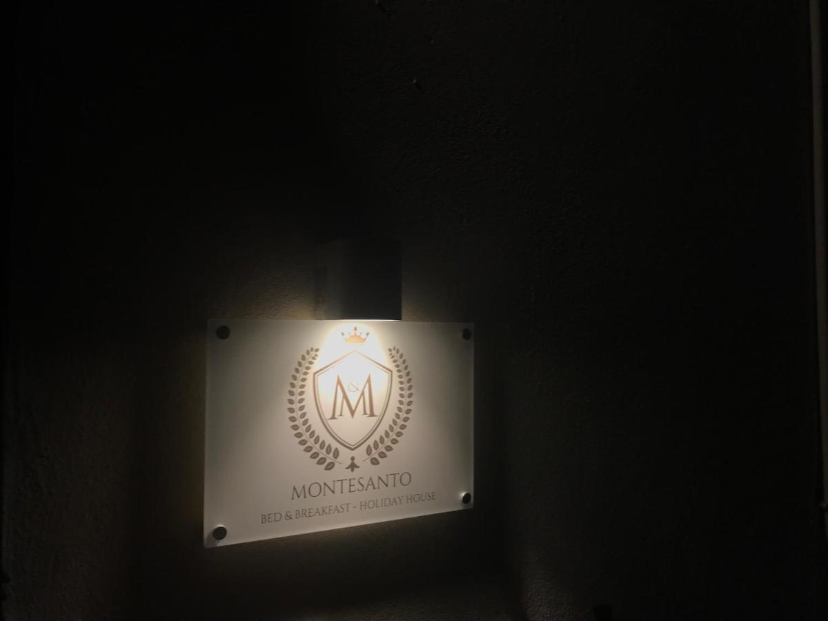 Montesantogroup Apartments Наполи Екстериор снимка